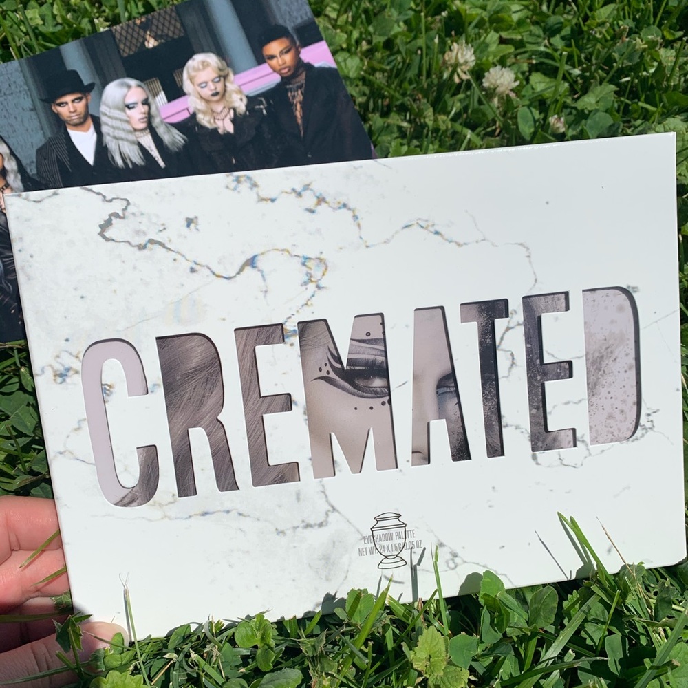 Jeffree Star Cremated Palette🖤